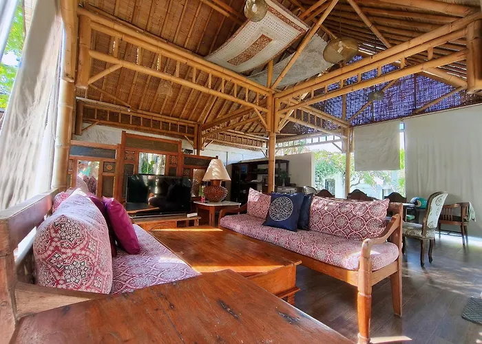Bed & Breakfast Panda Lumbung
