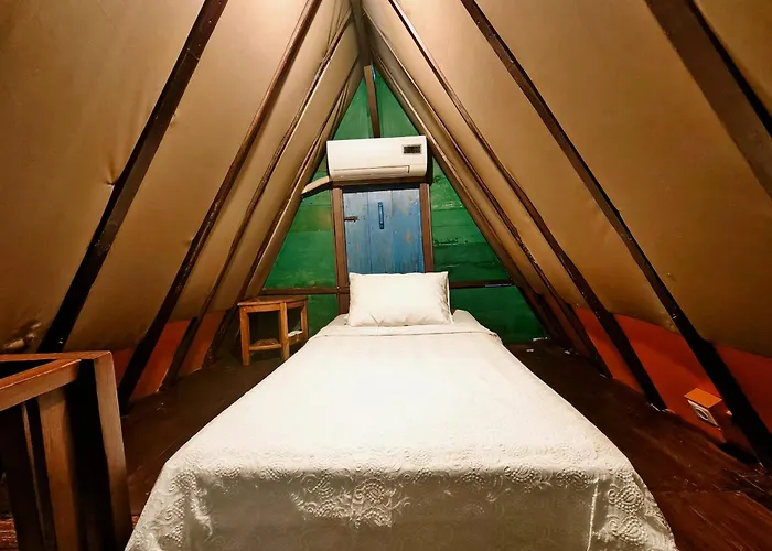Bed & Breakfast Panda Lumbung 3*